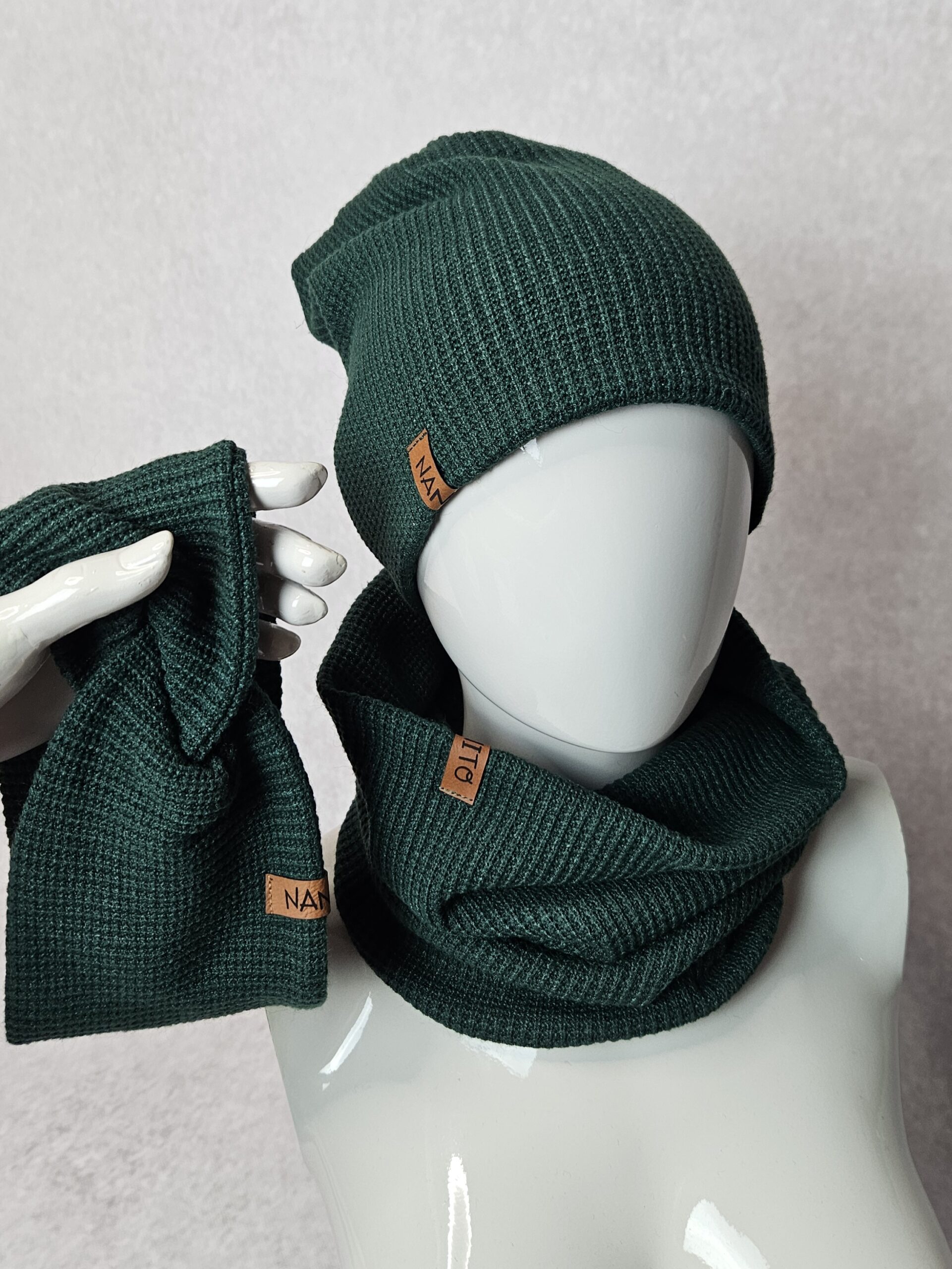 Zestaw czapka, komin, opaska